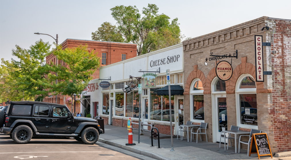 old-town-fort-collins-business-fronts